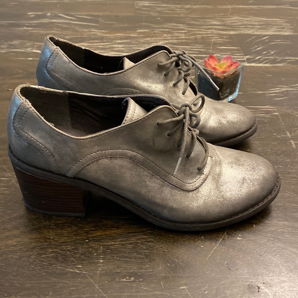 BC| Born In California Silver Metallic Heel Loafers women’s 10